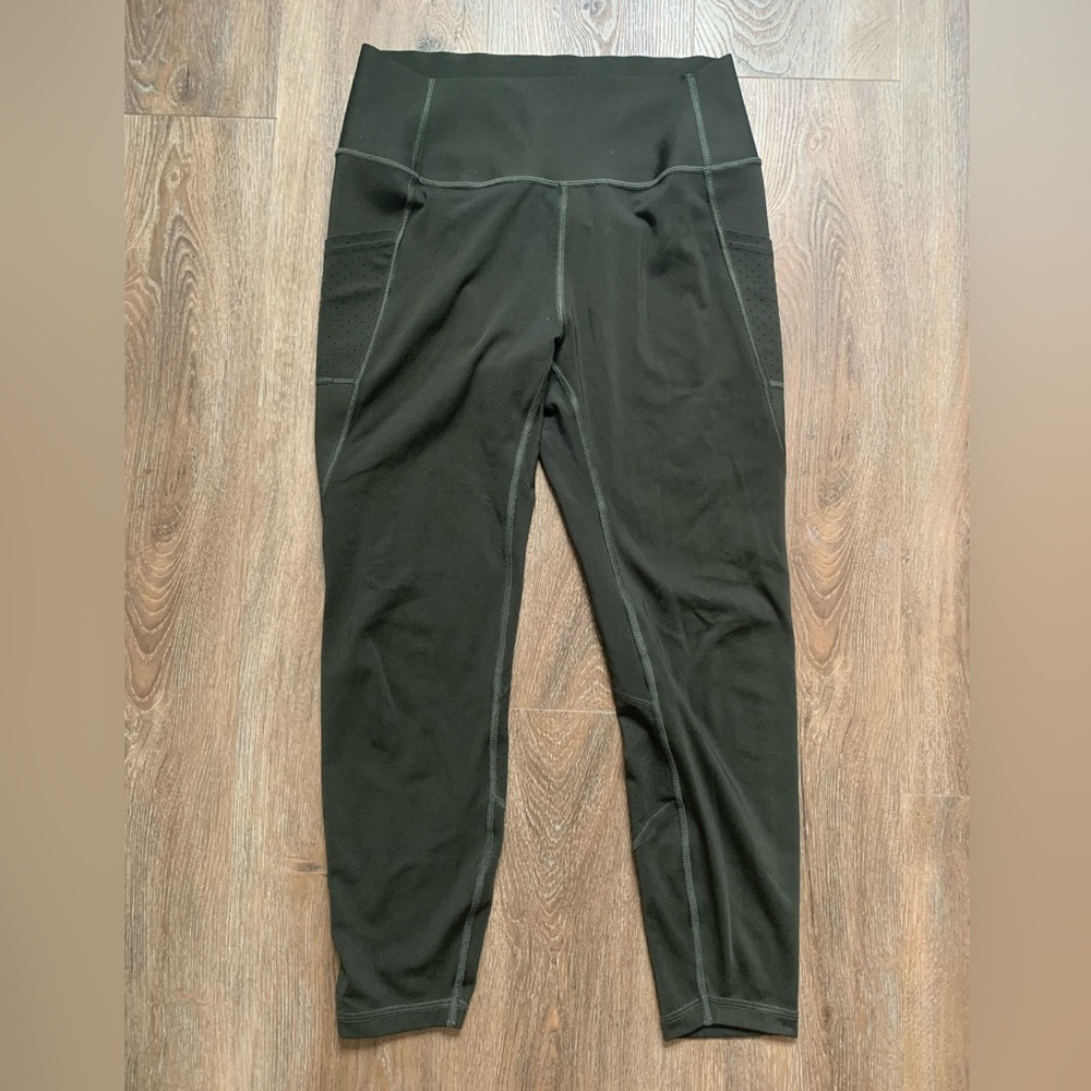 Gapfit Medium Brown/Olive Green leggings. 25” length.